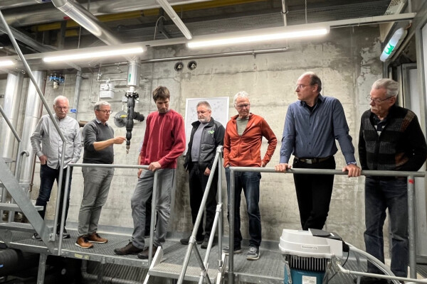 Wärme aus dem Bodensee – die Kanti Romanshorn als Pionier